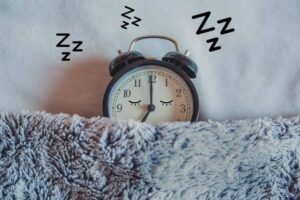 اهمیت کم خوابی برسلامت پوست ومو